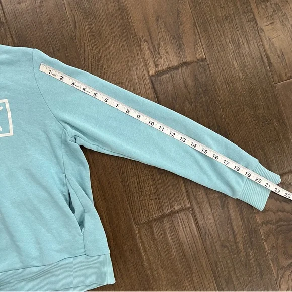 Puma Sweater - Picture 9 of 11